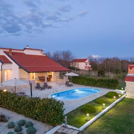 House Paula Holiday home Privlaka (Zadar)