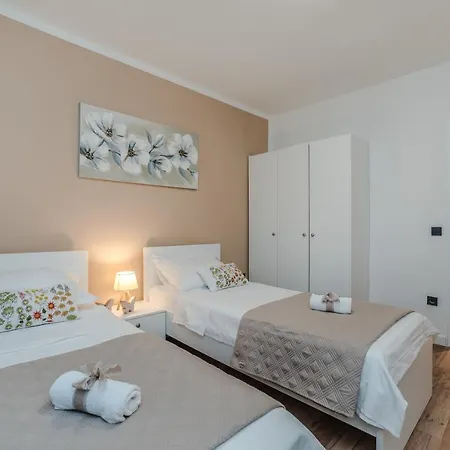 House Paula Holiday home *