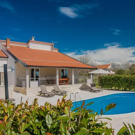 House Paula Holiday home *